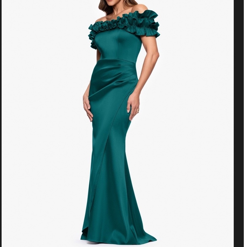 XSCAPE Ruffle Off-Shoulder Gown Womens 8 Hunter Green NWT Formal Dress MSRP $309